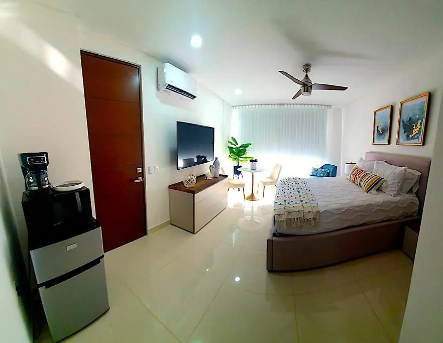 Takh Studio Cancun/Roof Top Ocean View Apartment  Cancun