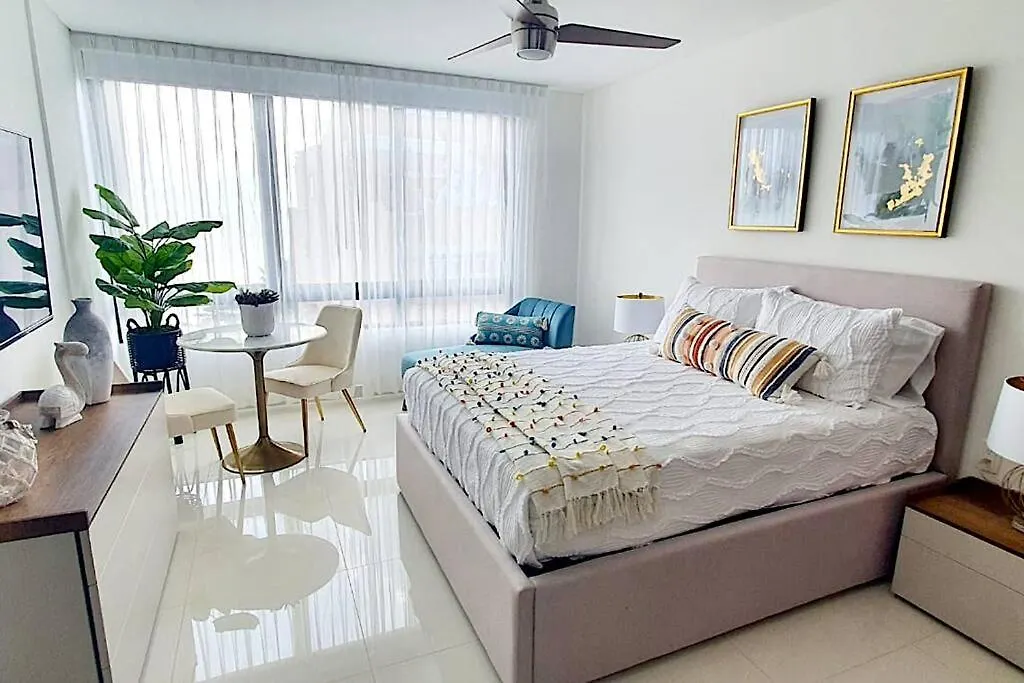 Takh Studio Cancun/Roof Top Ocean View Apartment