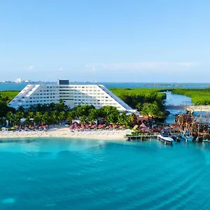 Grand Oasis Palm Semesteranläggning (resort)